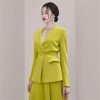 51VPHZRZFzL.jpg Bright Color V-neck Waisted Top High Waisted Pressed Pleated Wide Leg Pants Two-piece Set